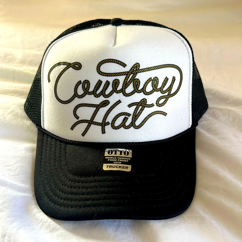 Trucker hat